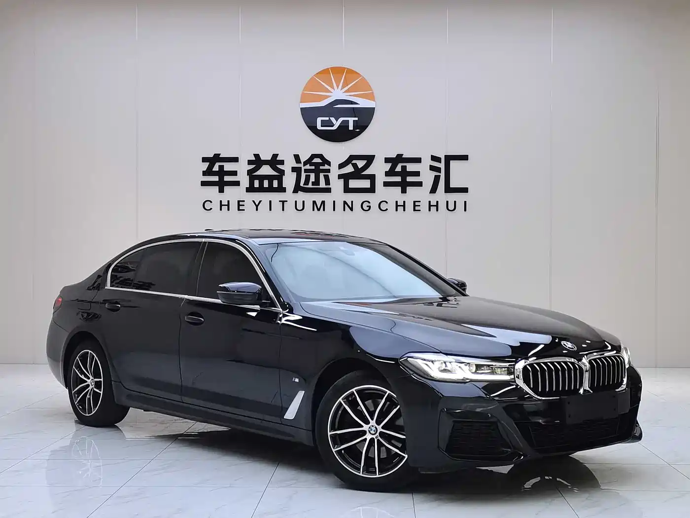 BMW 5 Series 2022 Model Second Facelift 525Li M Sport Package фото 3