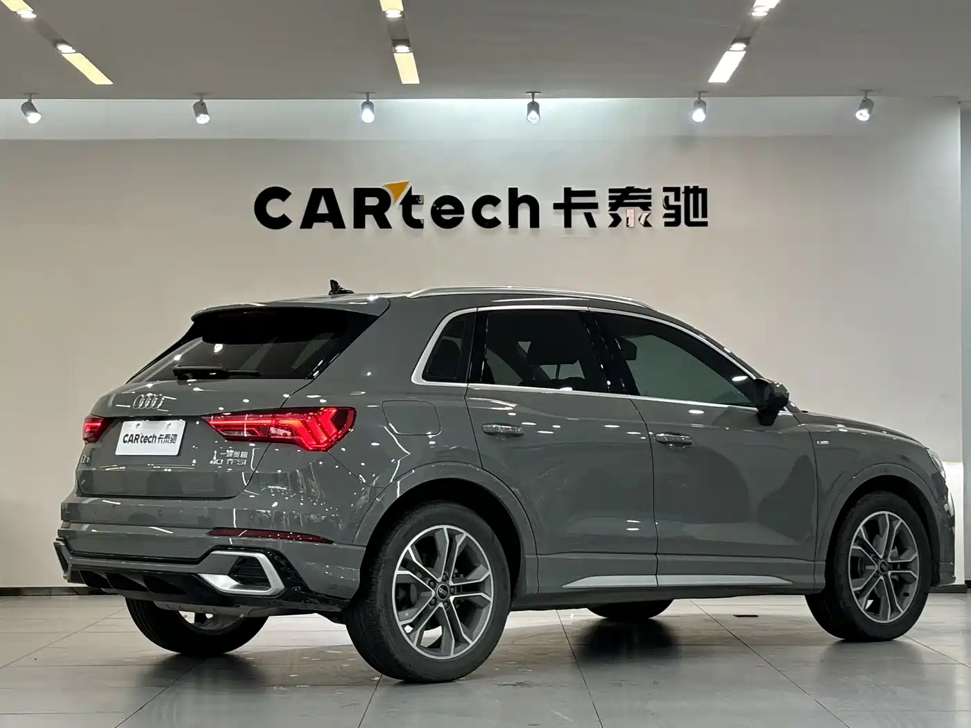 Audi Q3 2024 40 TFSI Fashion Sport фото 6