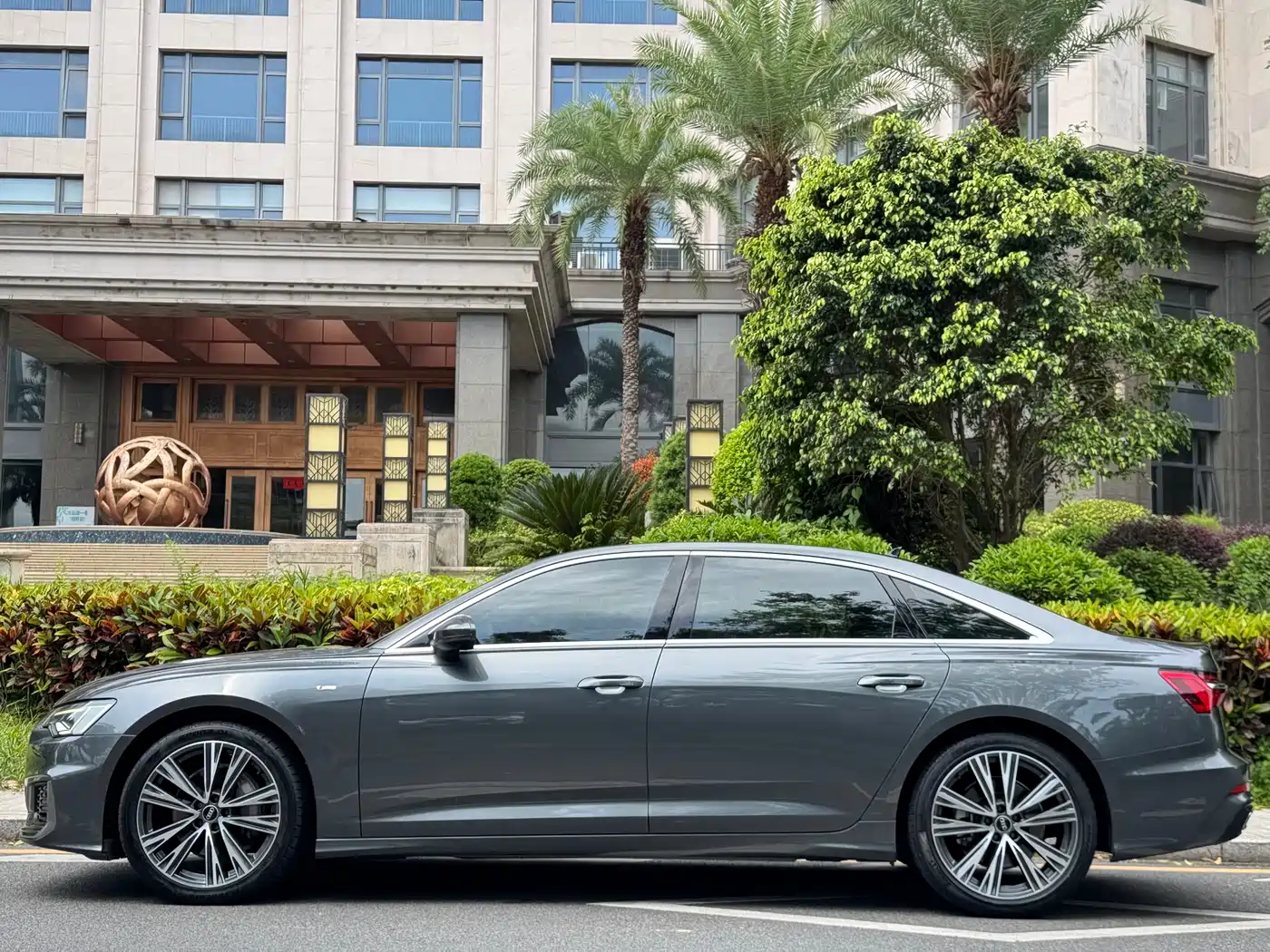 Audi A6L 2022 45 TFSI Premium Dynamic фото 7