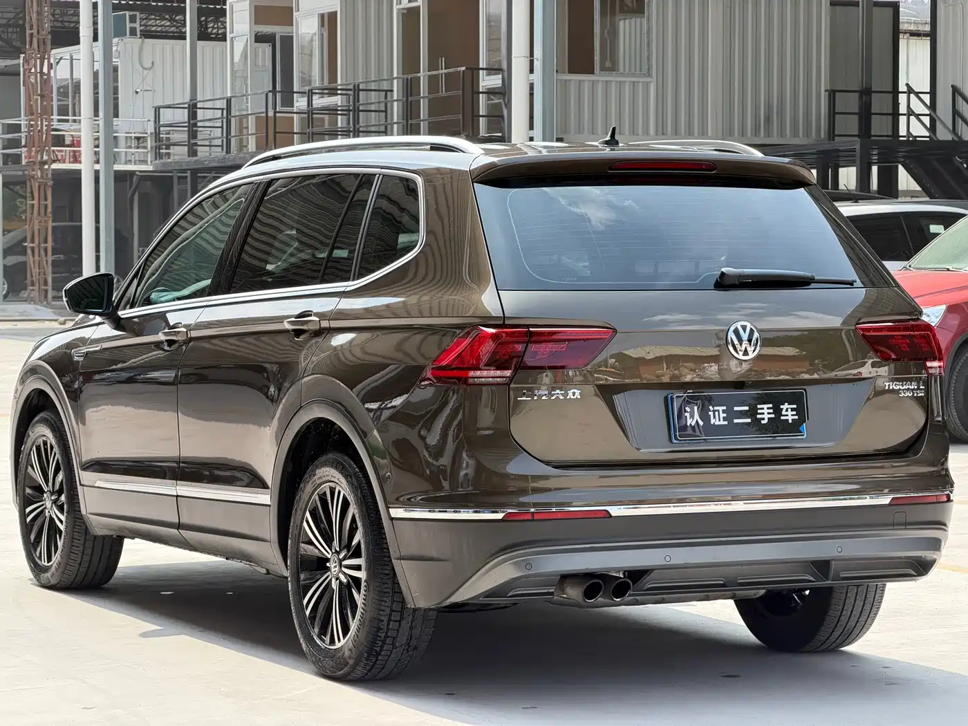 Volkswagen Tiguan L 2017 330TSI Automatic 2WD Flagship Edition фото 16
