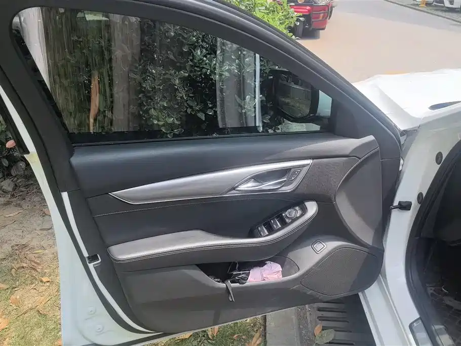 Cadillac CT5 2022 28T Luxury (Standard) фото 7