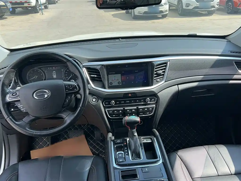 GAC Trumpchi Trumpchi GS7 2017 320T 2WD Luxury Smart Connect фото 12