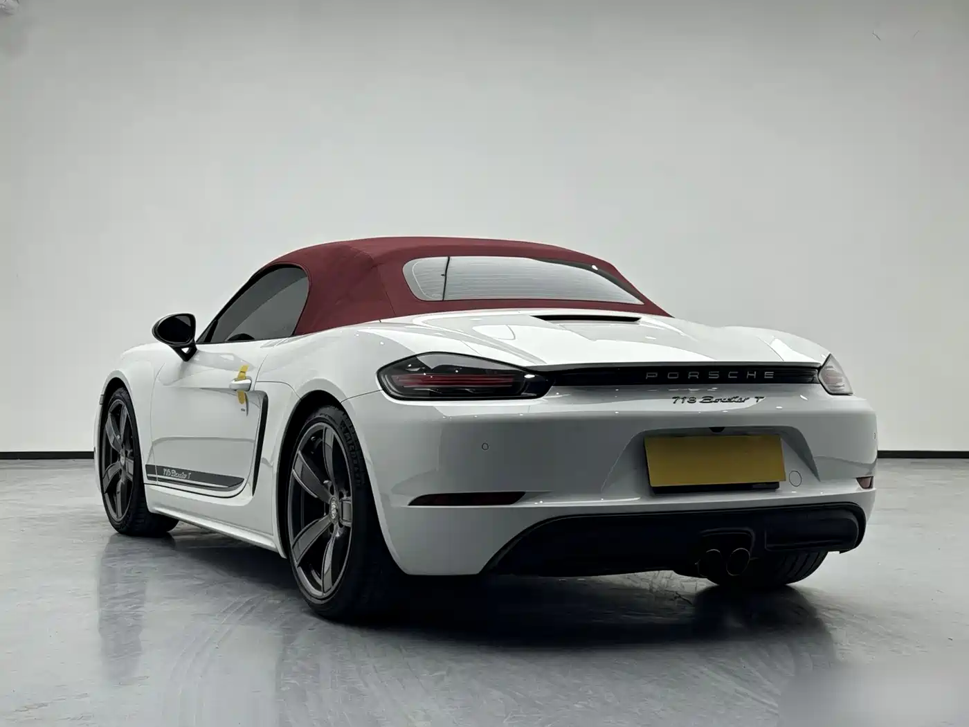 Porsche 718 2019 Boxster T 2.0T фото 5