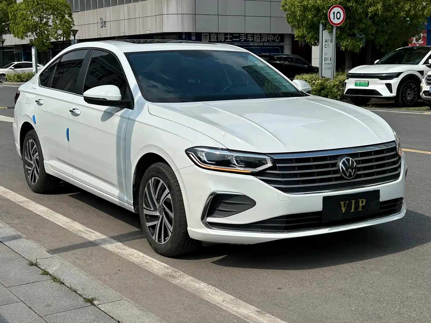 Volkswagen Lavida 2023 280TSI DSG Comfort Edition фото 3