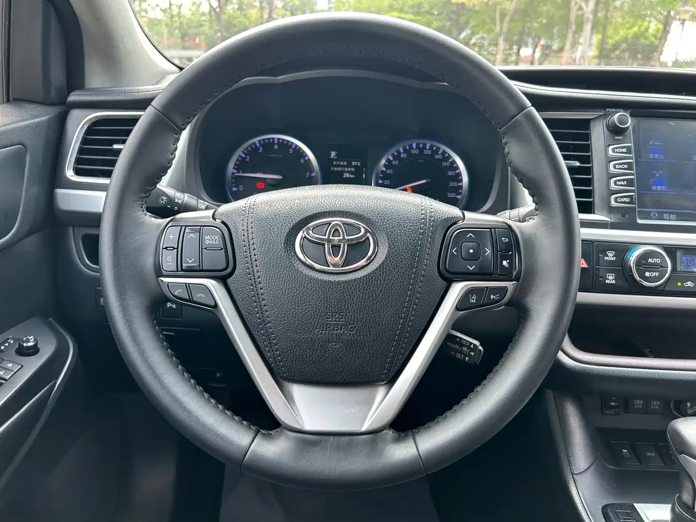 Toyota Highlander 2018 2.0T 4WD Luxury 7-seater China VI фото 18