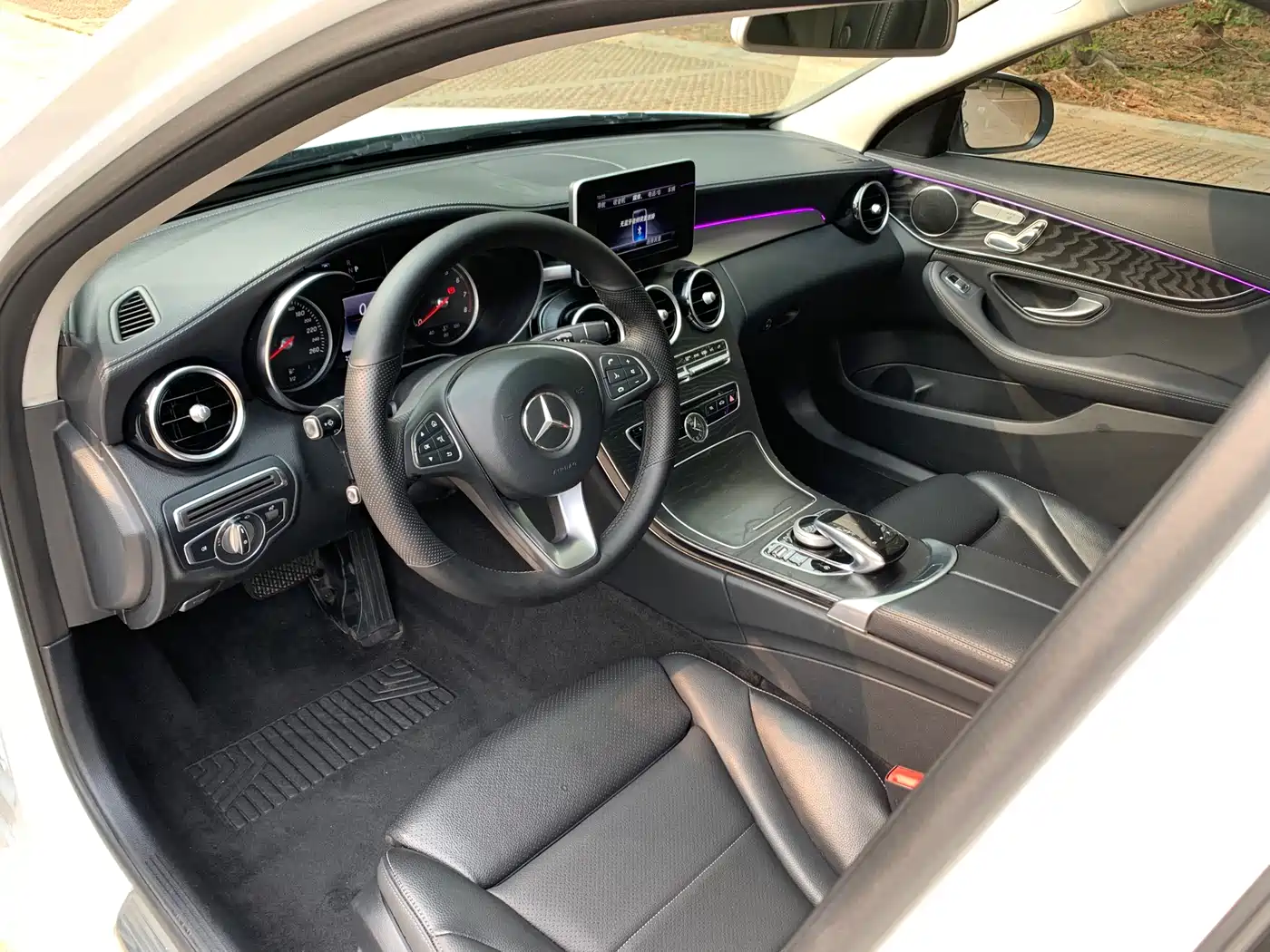 Mercedes-Benz C-Class 2018 C 200 L Sport Edition фото 3