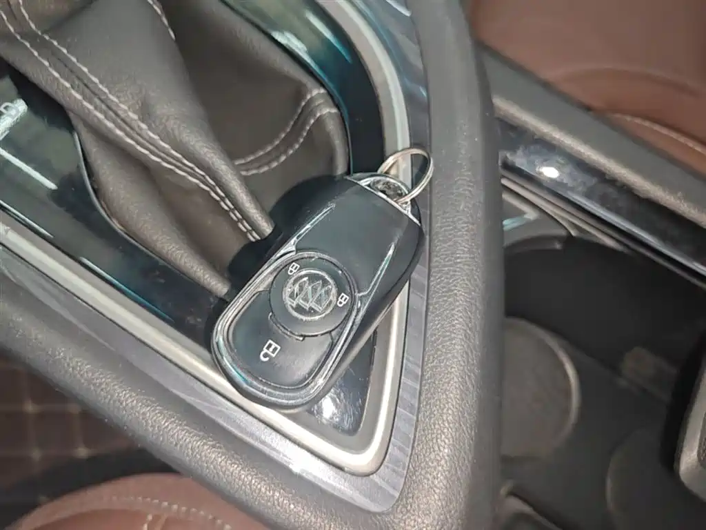 Buick GL6 2019 Model 18T 6-Seater Connected Luxury Version China V фото 9