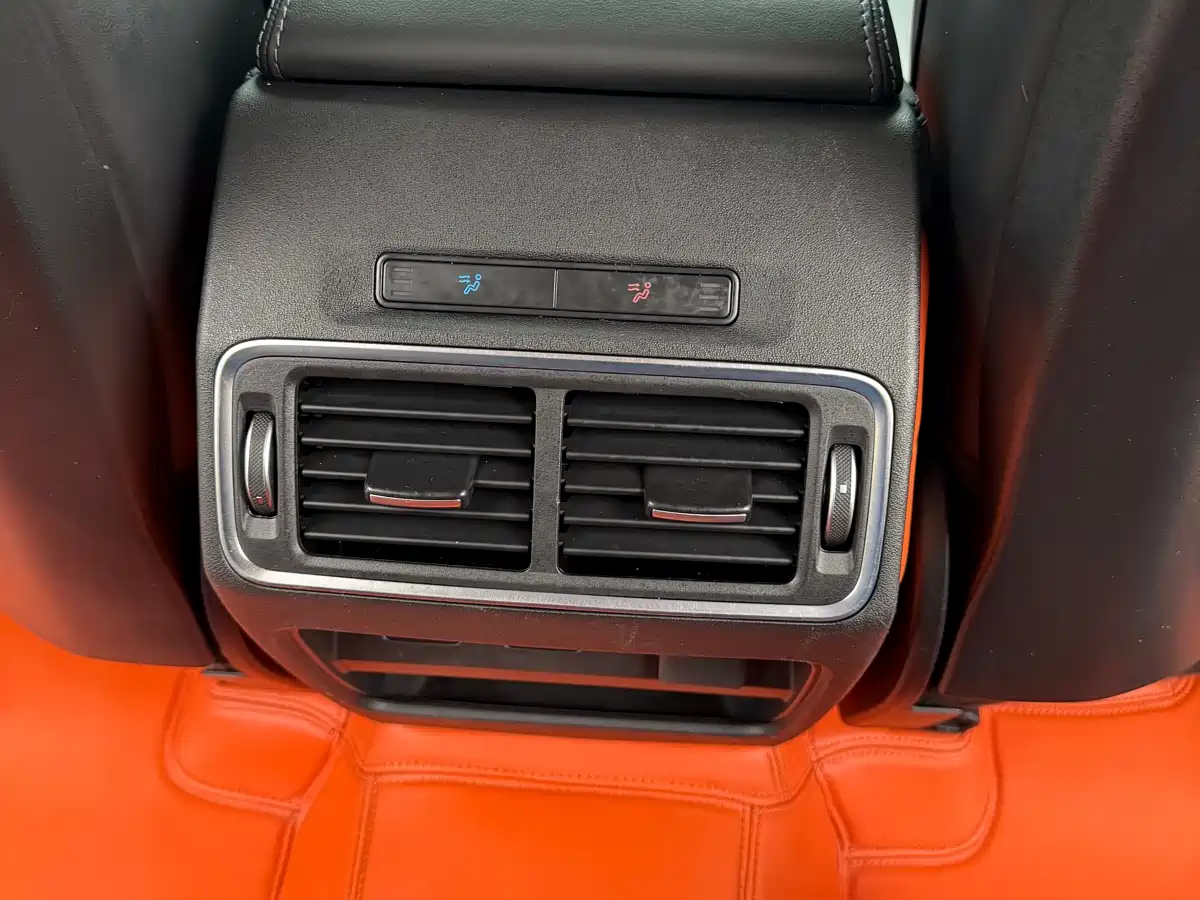 LAND ROVER DISCOVER SPORTS