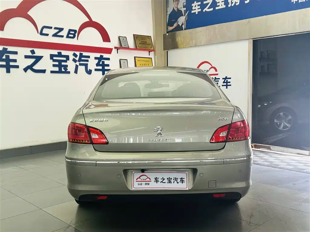 Peugeot 408 2013 2.0L Automatic Comfort Edition фото 6