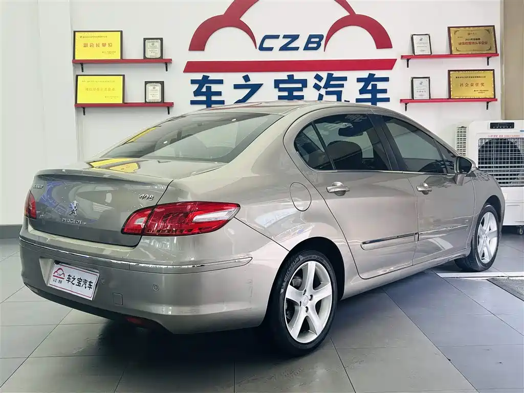 Peugeot 408 2013 2.0L Automatic Comfort Edition фото 5