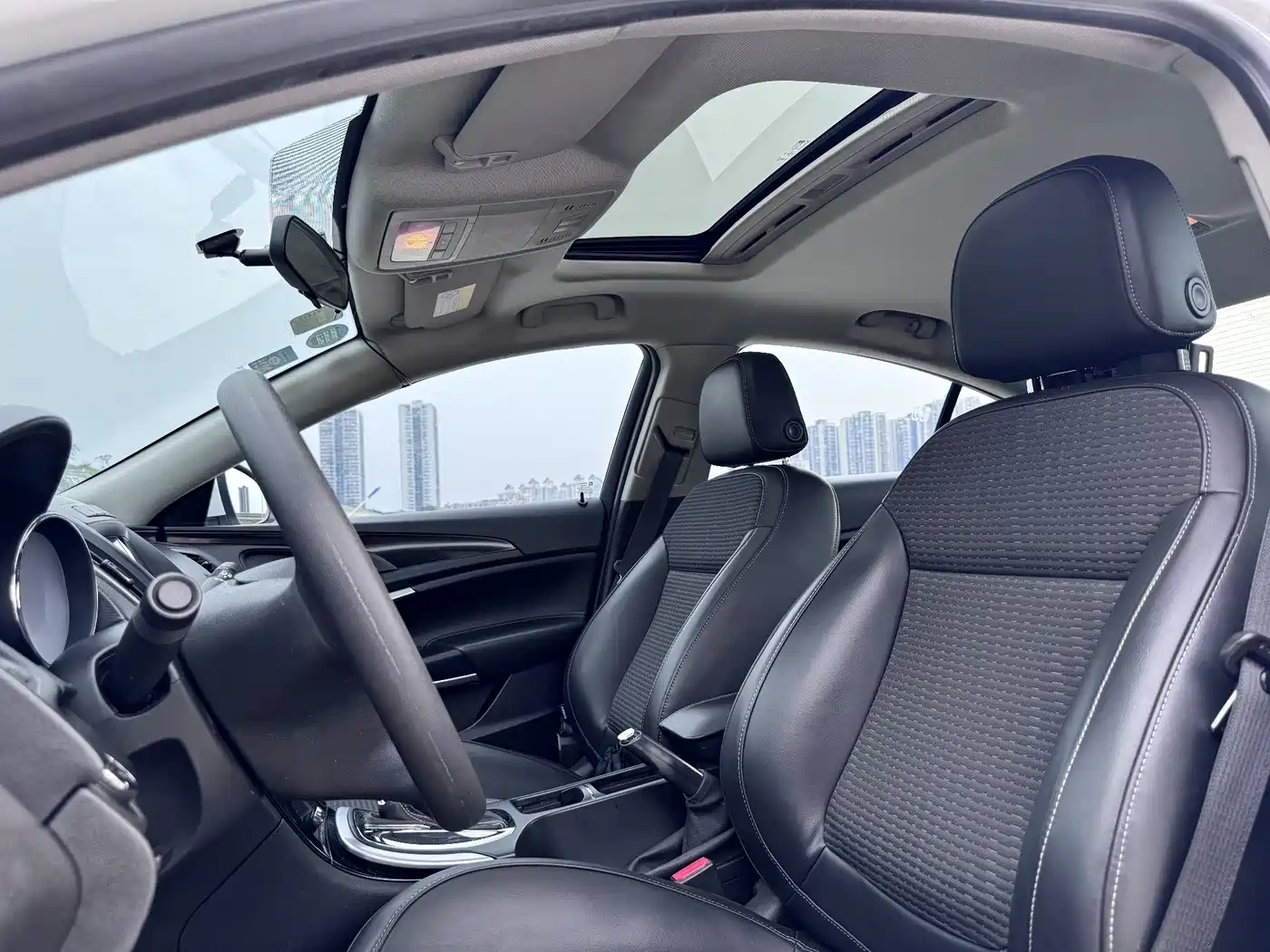 Buick Regal 2015 1.6T Leading Tech Edition фото 8