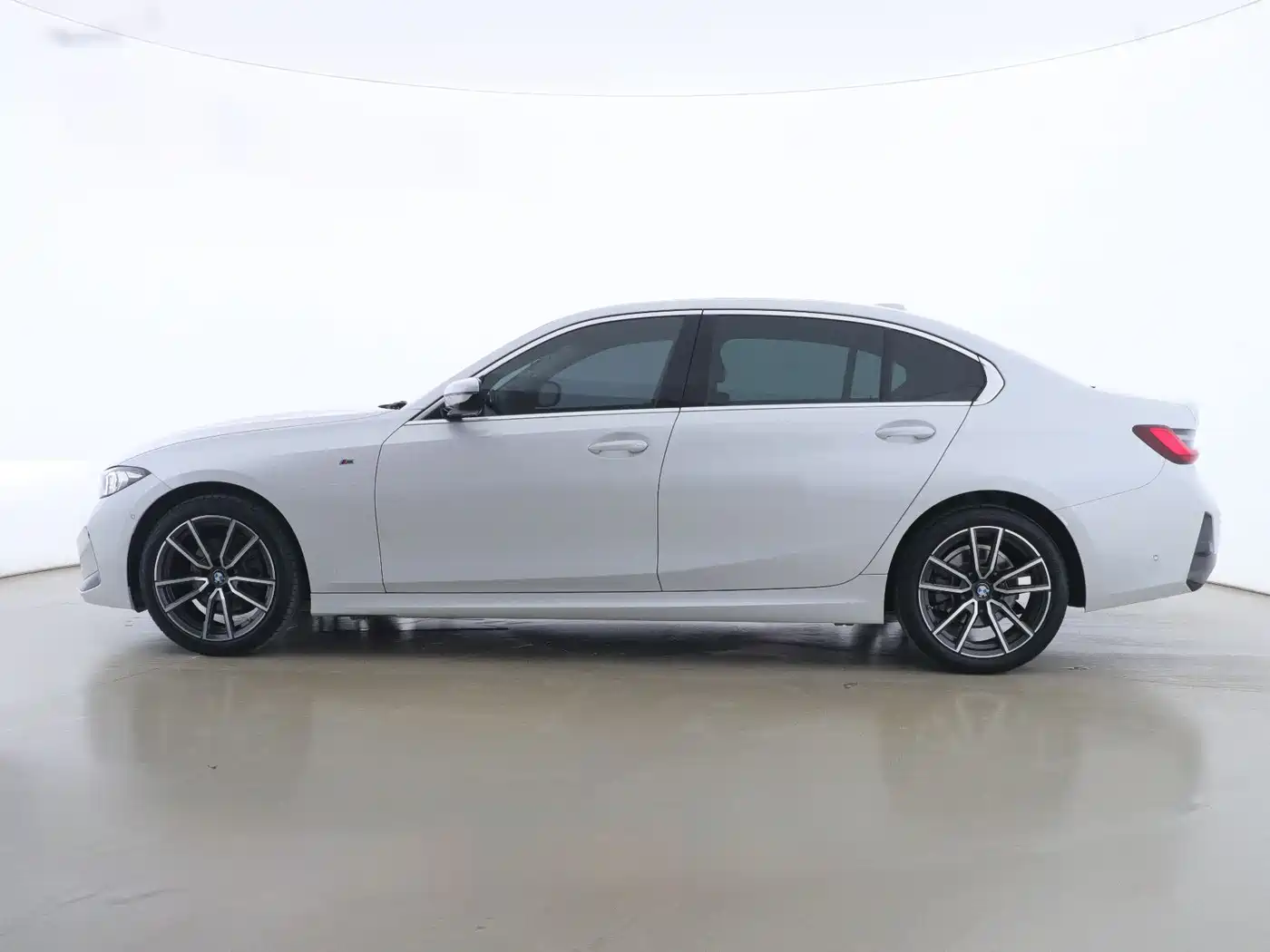 BMW 3 Series 2024 325Li M Sport Package фото 7