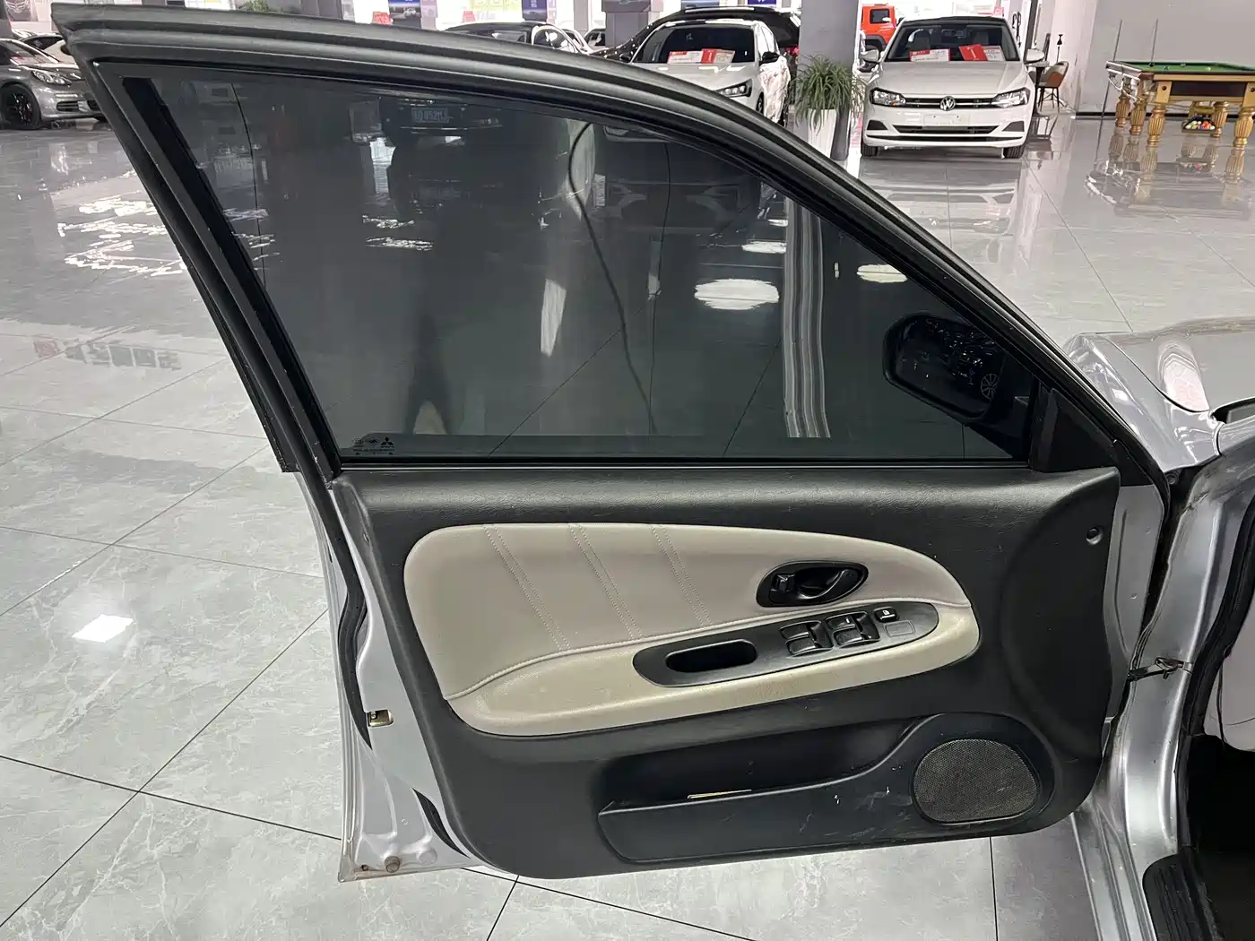 Mitsubishi Lancer 2012 1.6L Manual Comfort SEi фото 8