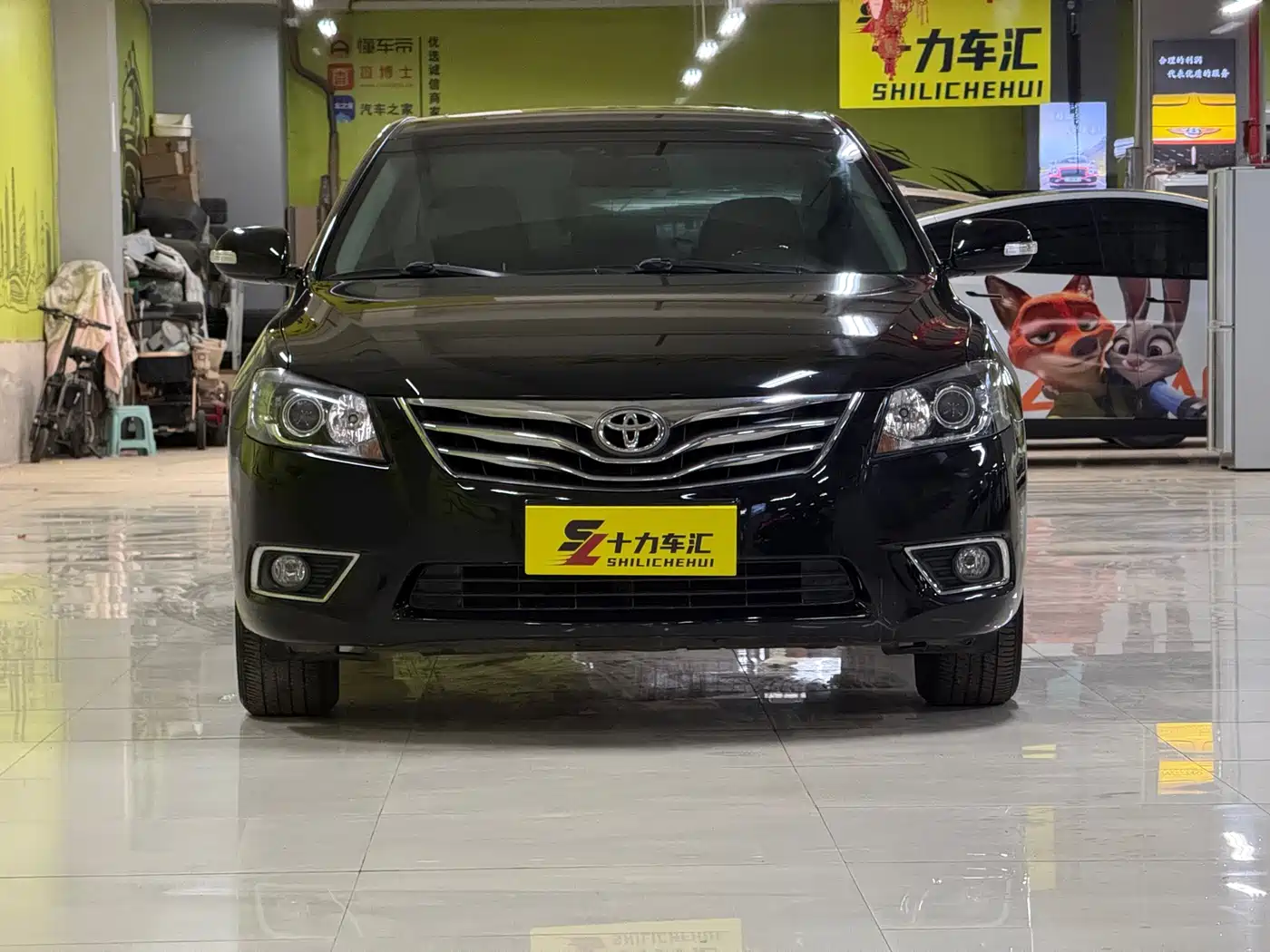 Toyota Camry 2013 200G Classic Luxury Edition фото 2