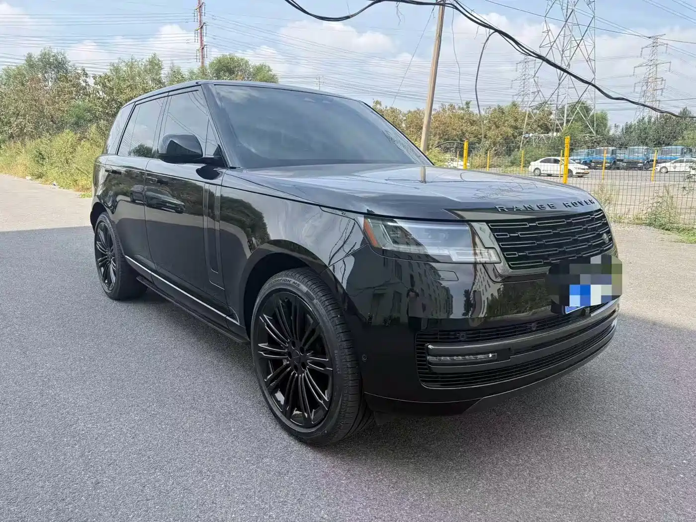 Land Rover Range Rover 2026 2026 Model 3.0 L6 360PS SE Standard Wheelbase Version