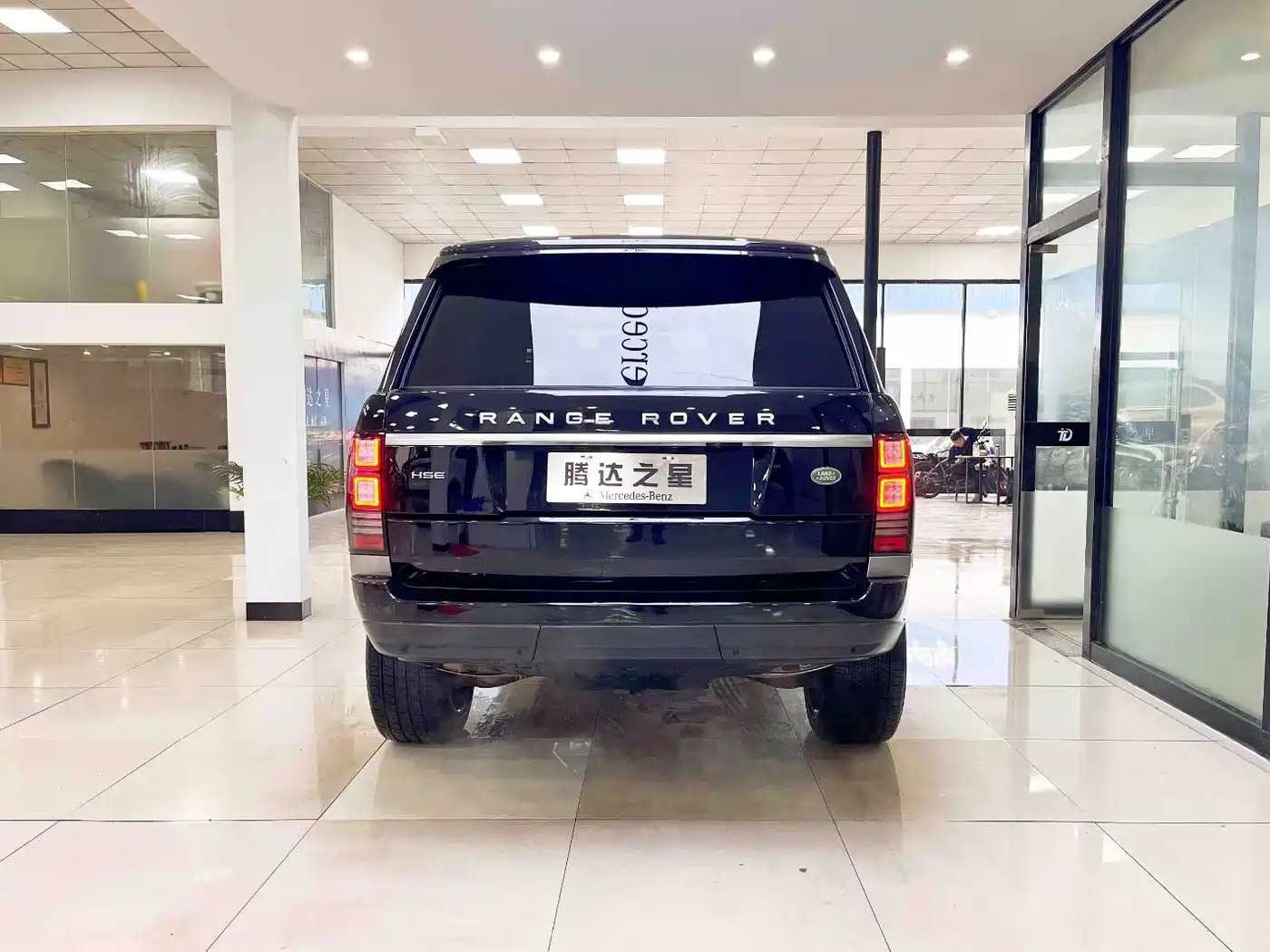 Land Rover Range Rover 2014 3.0 SC V6 Vogue фото 8