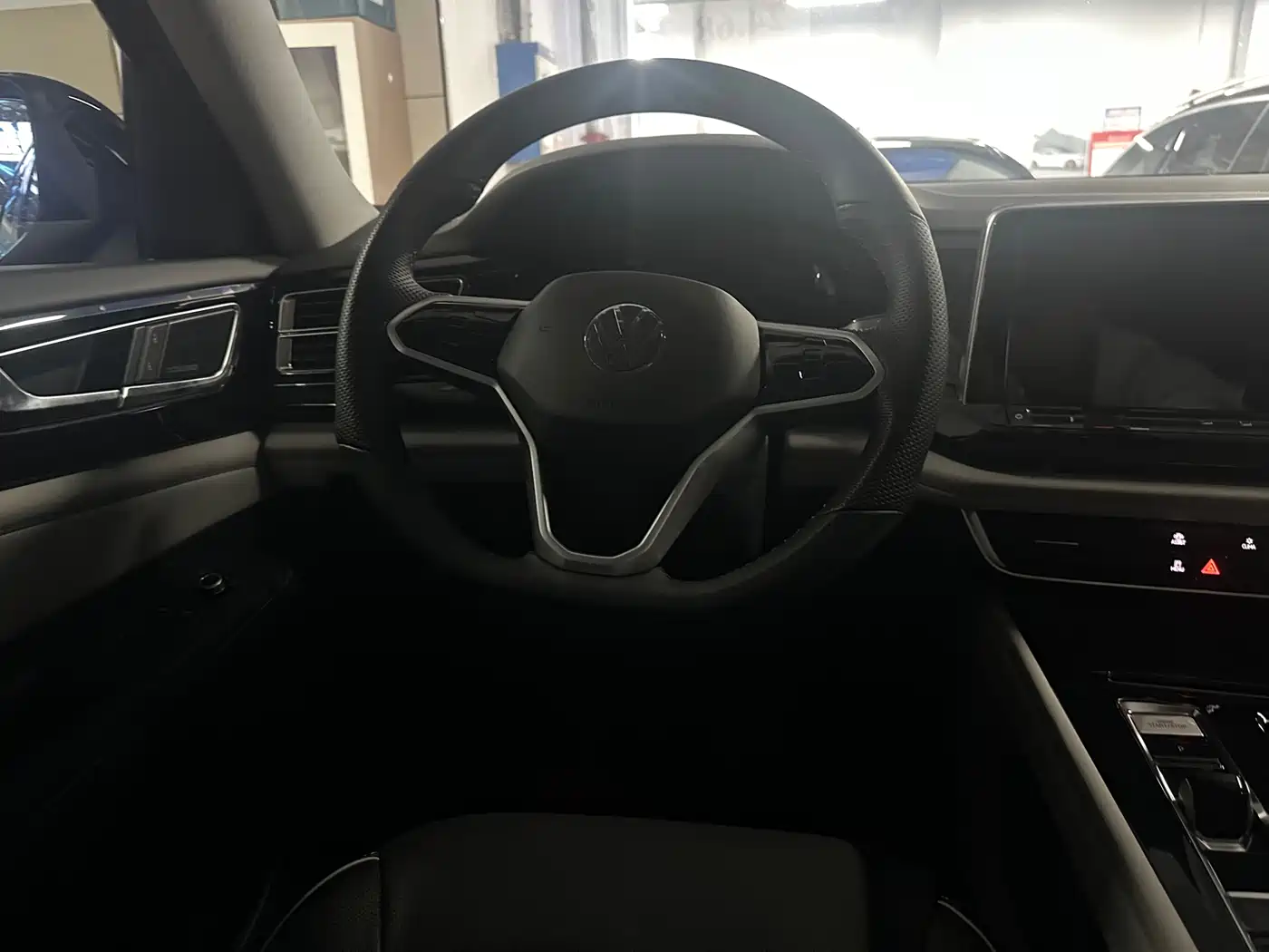 Volkswagen Teramont 2023 380TSI AWD Premium Flagship Edition фото 14