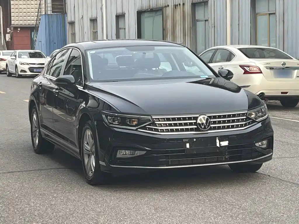 صورة 4 - Volkswagen Magotan