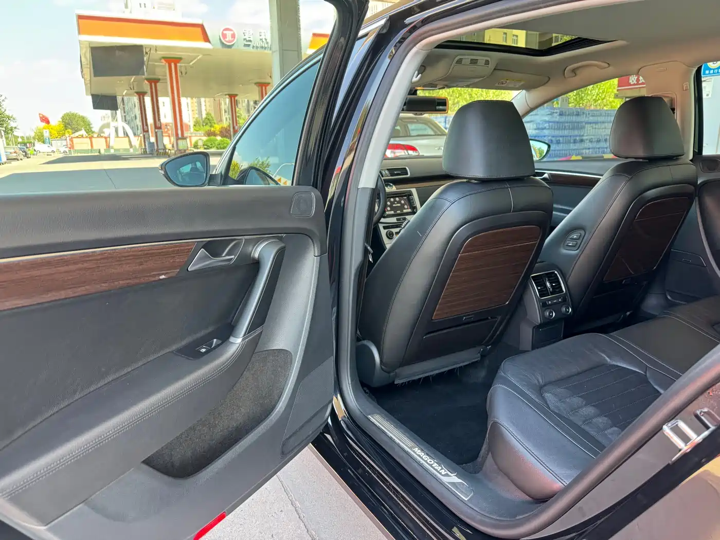 Volkswagen Magotan 2016 2.0TSI Smart Premium фото 9