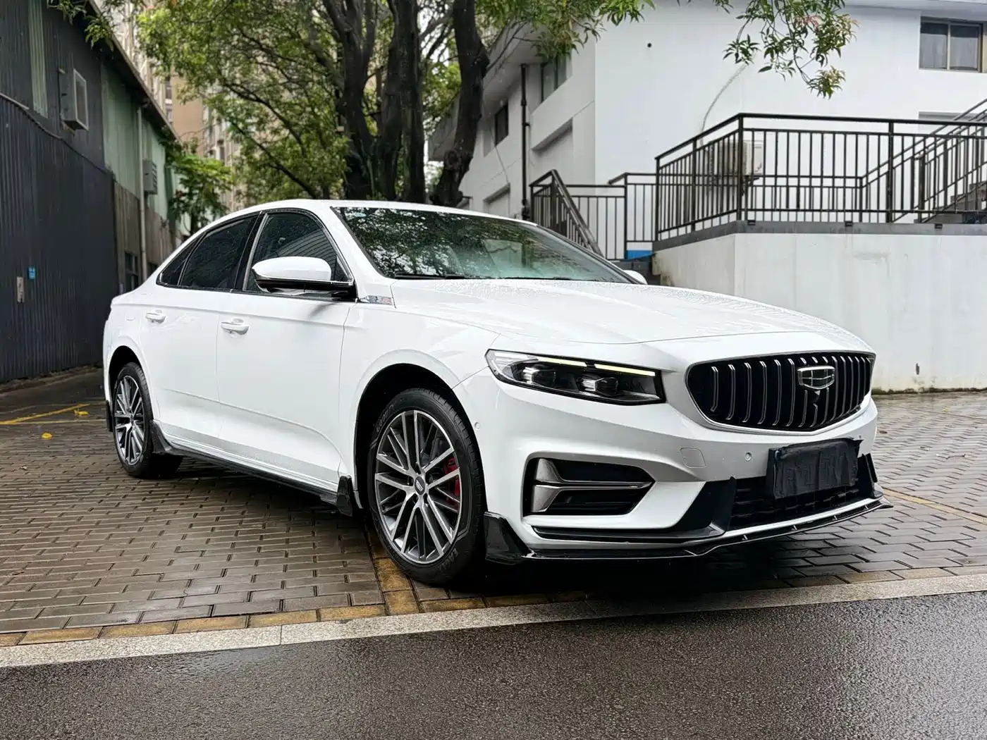 GEELY AUTOMOBILE XINGRUI