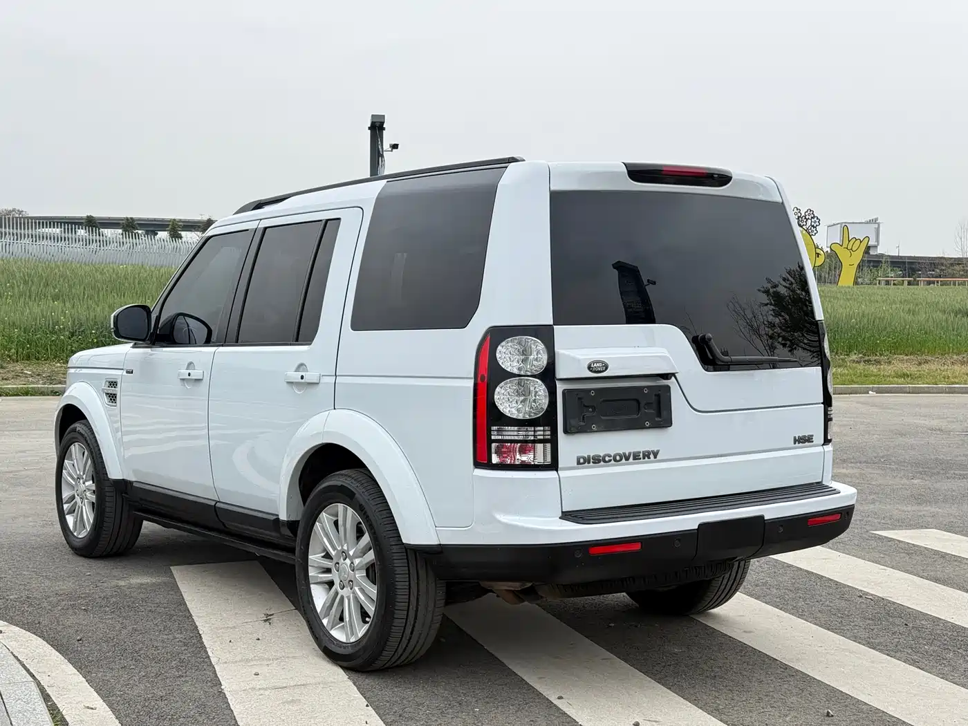 Land Rover Discovery 2016 3.0 SC V6 HSE фото 7