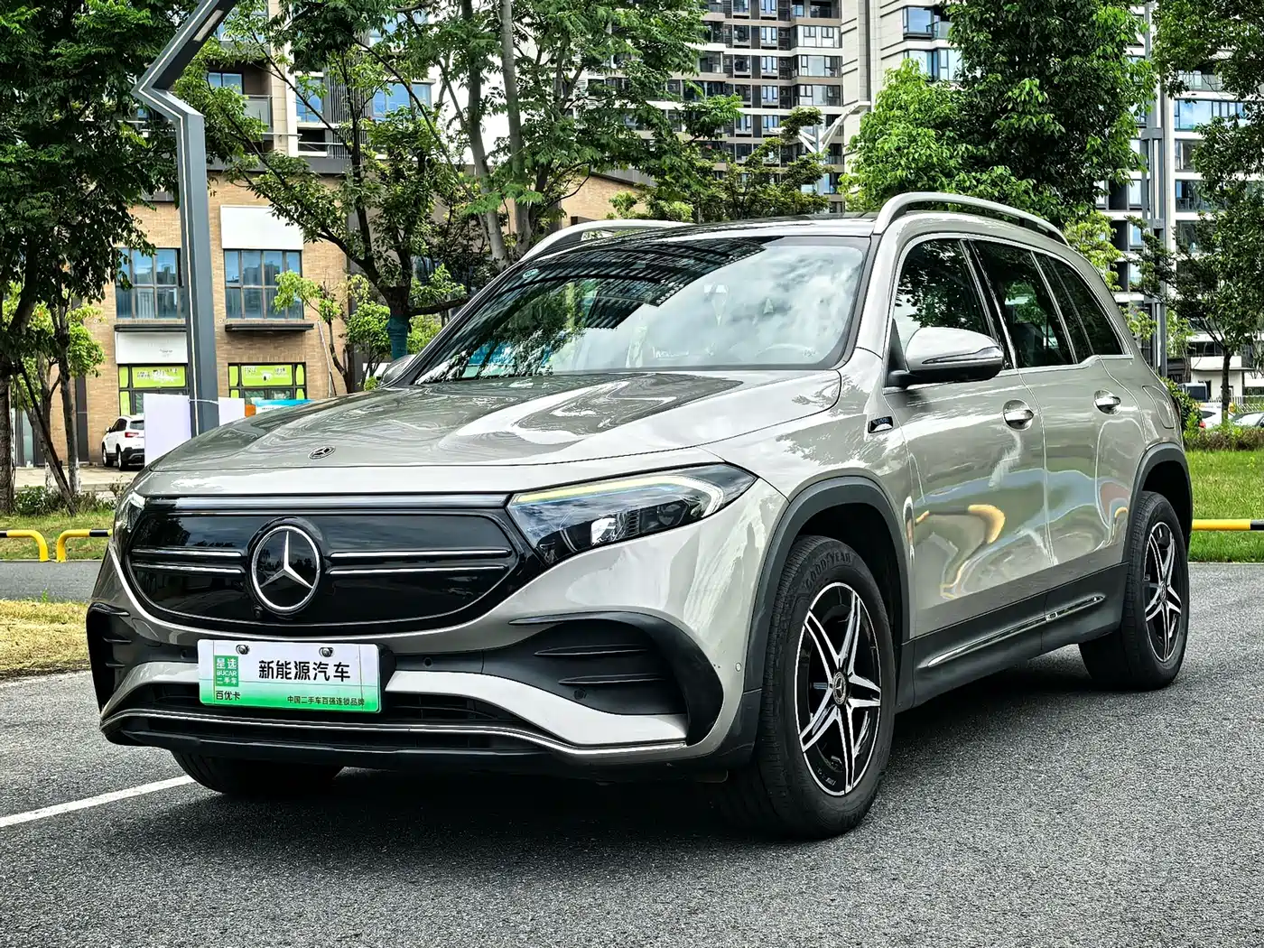 Mercedes-Benz EQB, 2022 год