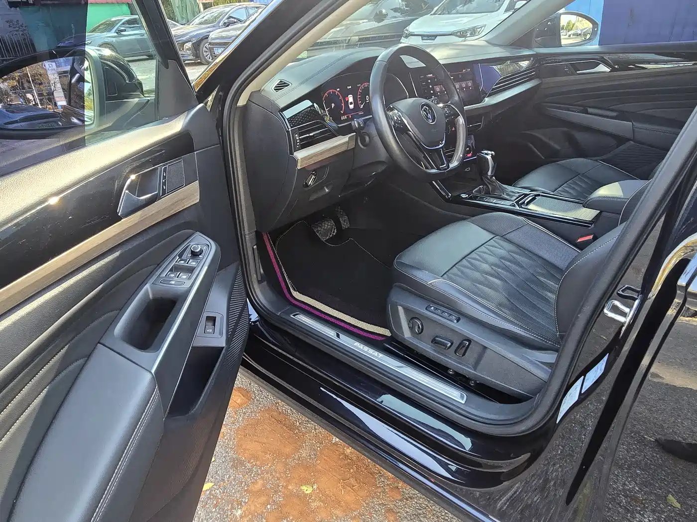 Volkswagen Passat 2021 Model 330TSI Premium Edition фото 5