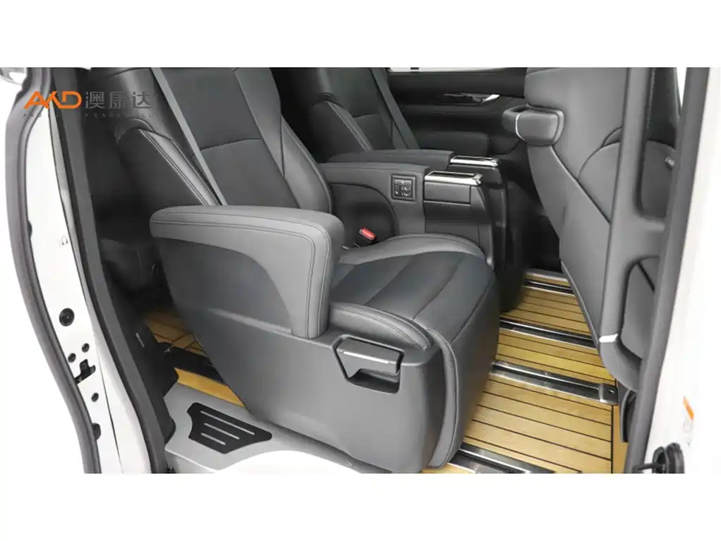 Toyota Vellfire 2023 2023 Crown Hybrid 2.5L HV Luxury