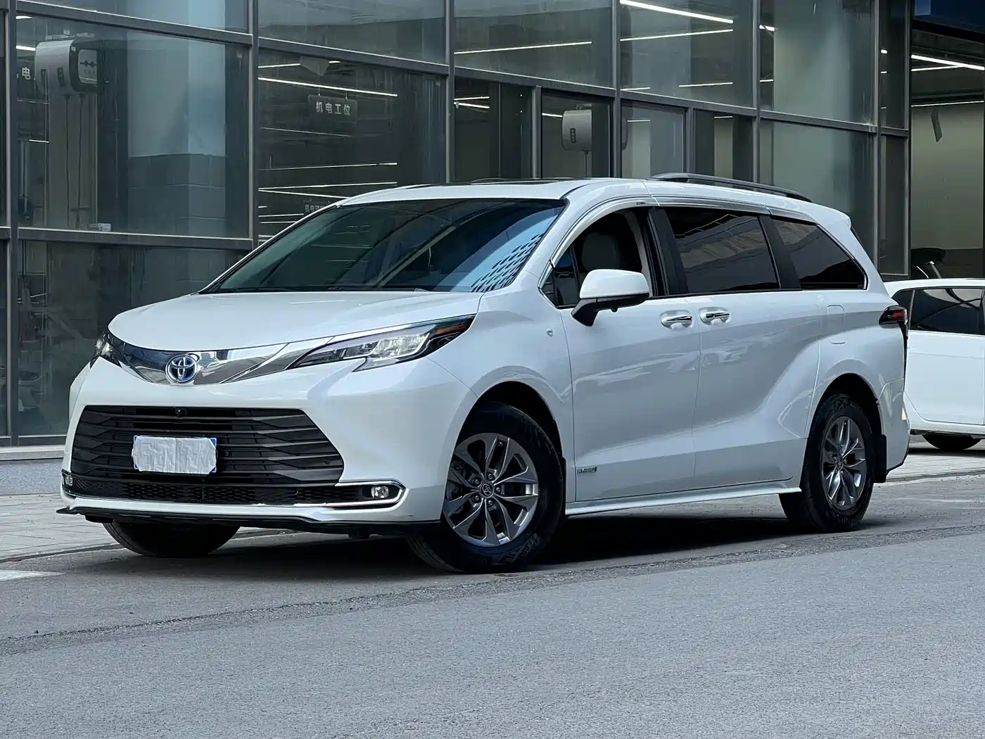 Toyota Sienna фото 18