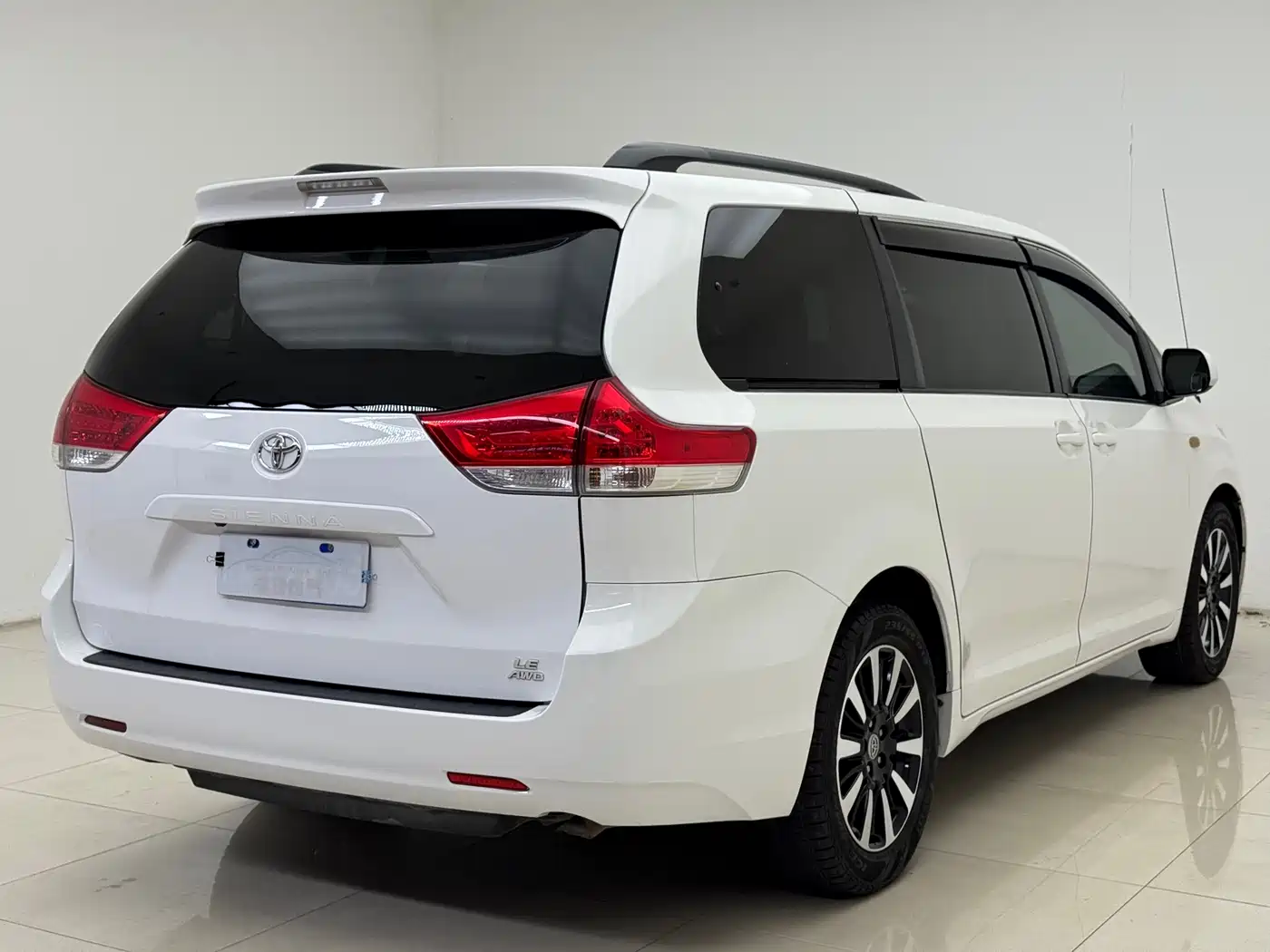 Toyota Sienna 2015 3.5L 4WD L фото 15