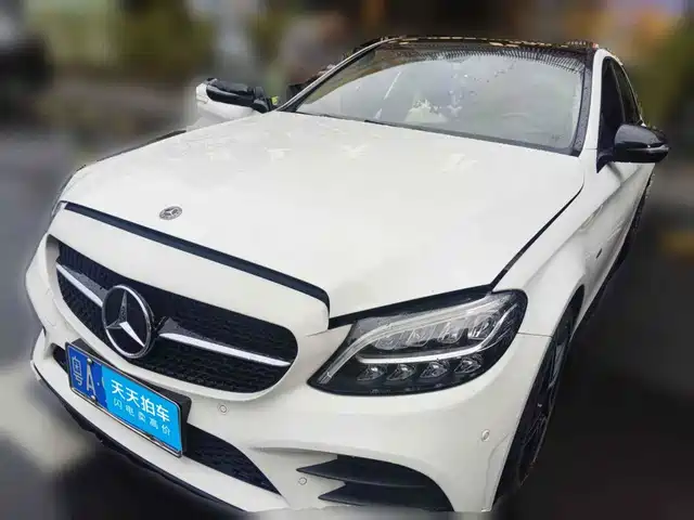 Mercedes-Benz C-Class 2021