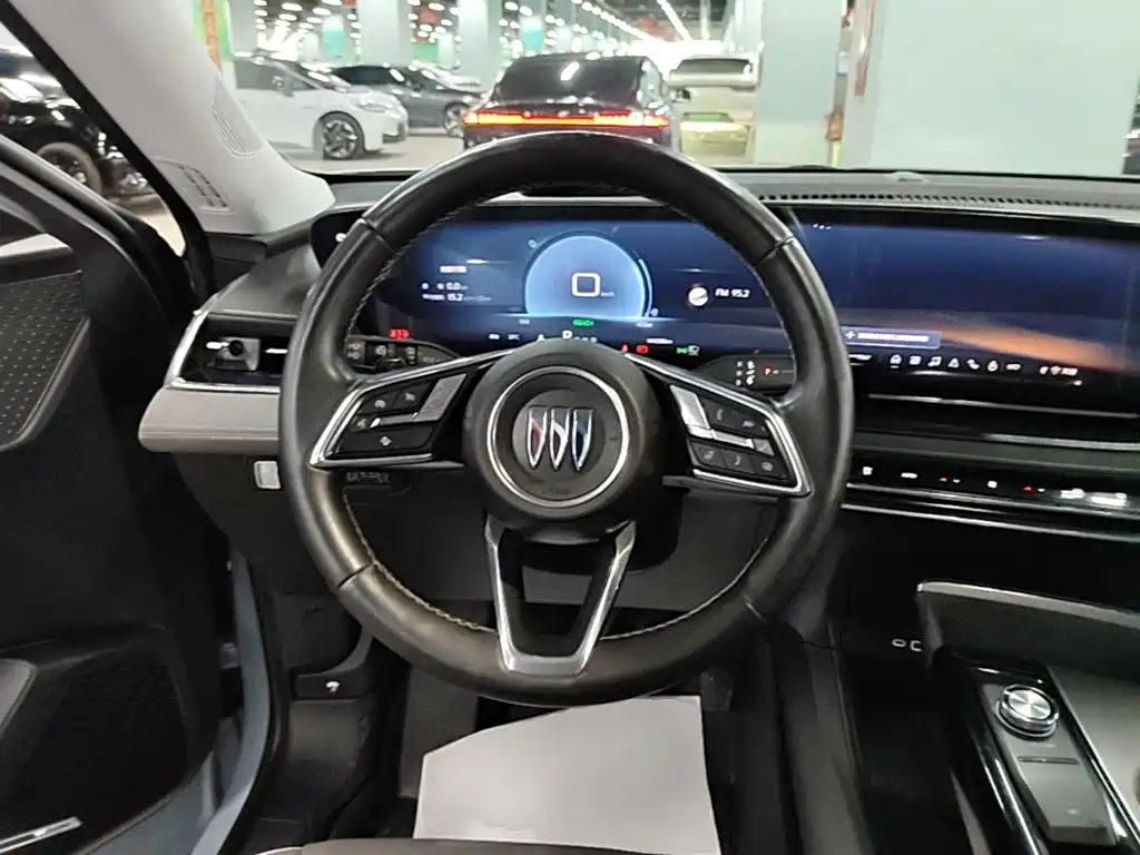 Buick E5 2023 2023 Premium Long Range Edition