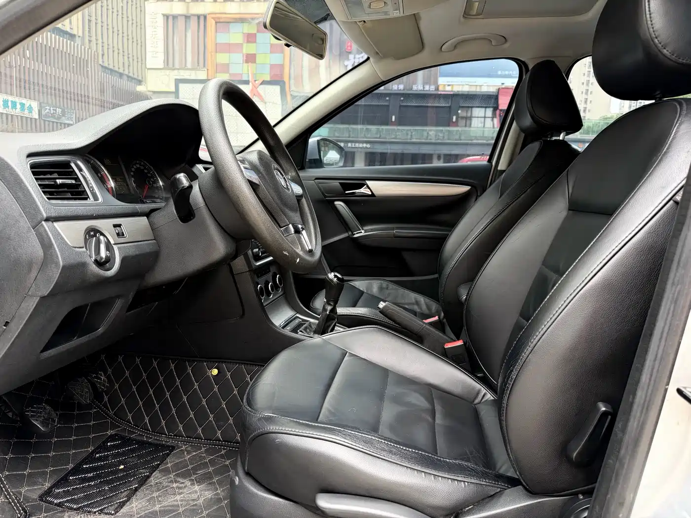 Volkswagen Lavida 2013 1.4TSI Manual Comfort Edition фото 8