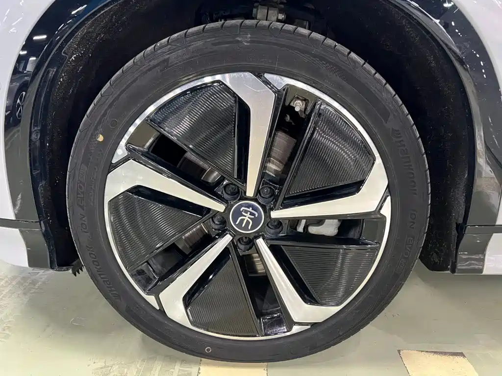 BYD Song L EV 2025 2025 Smart Driving Edition 662km Lidar Excellence