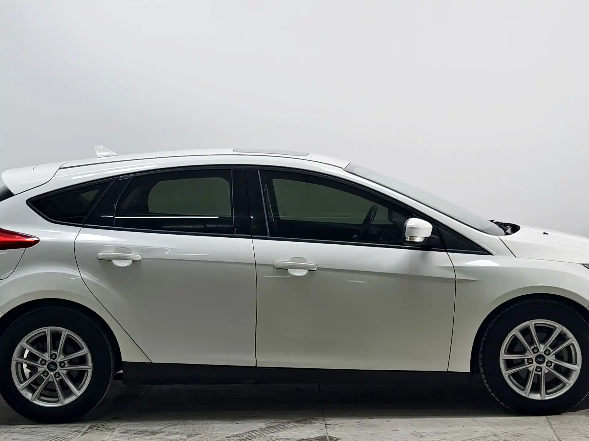 Фото 8 - Ford Focus