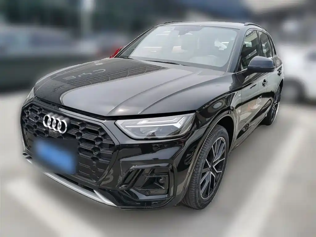 Audi Q5L 2024 Model 45 TFSI Luxury Dynamic фото 3