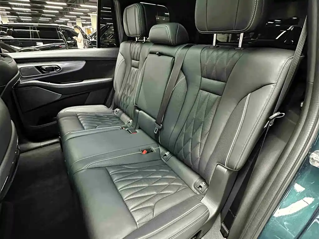 GAC Trumpchi Trumpchi GS8 2022 Pilot Series 2.0TGDI AWD Ultimate Edition (7-Seater) фото 32