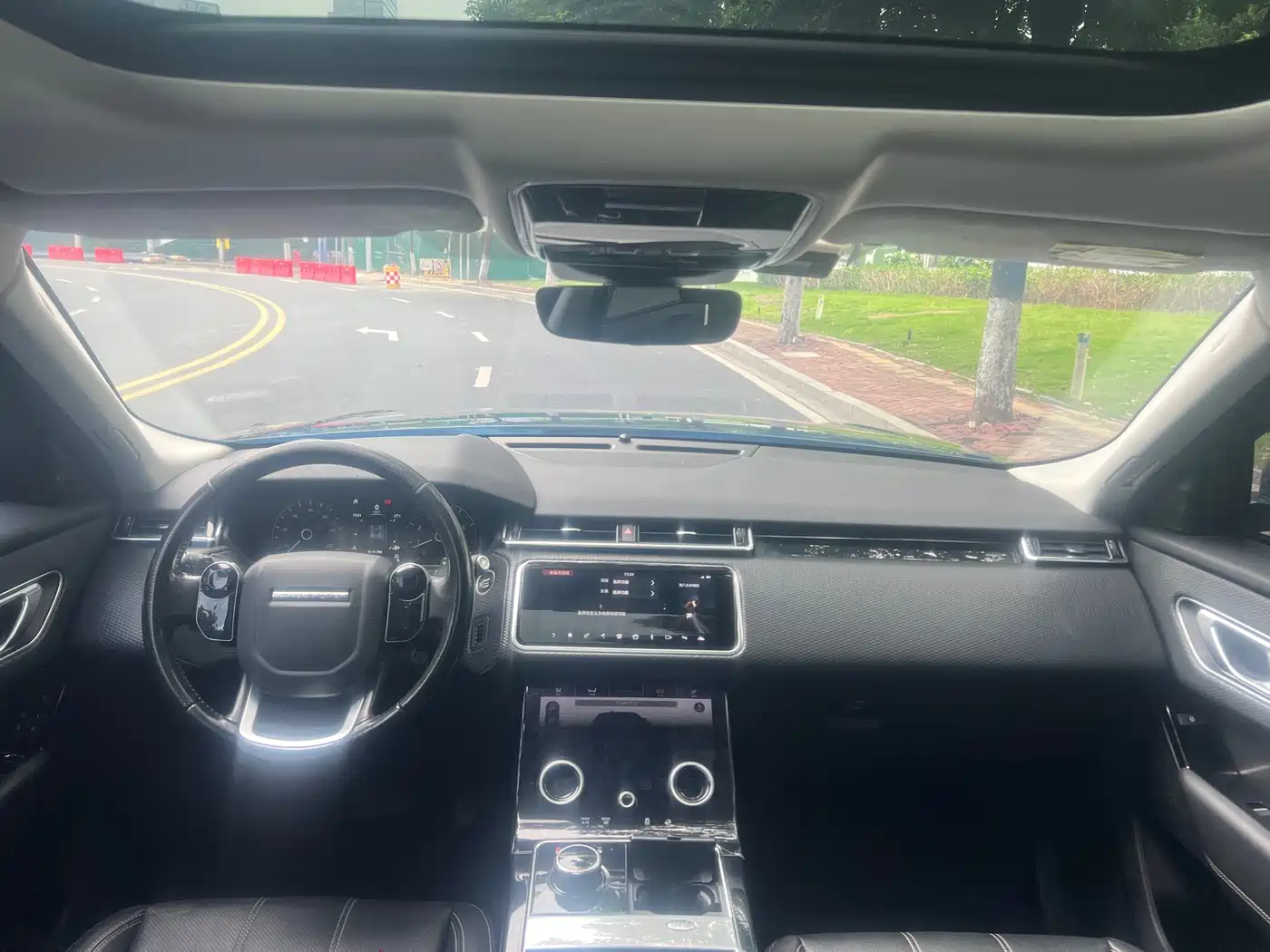 Land Rover Range Rover Velar 2017 P380 R-DYNAMIC S фото 14