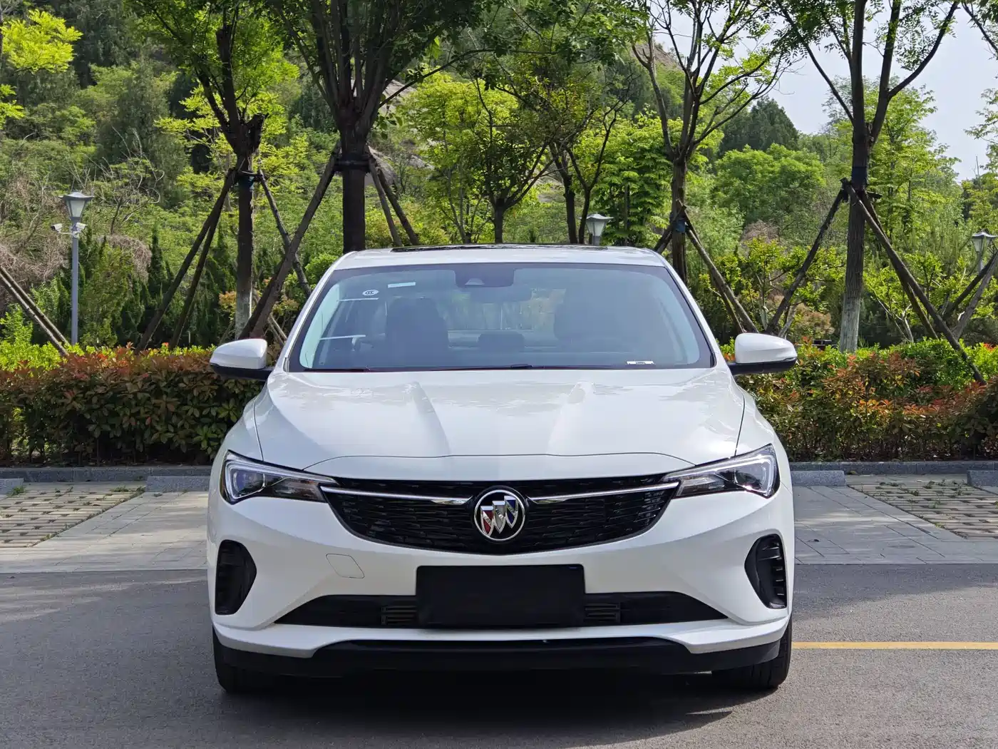 Buick Verano 2023 Pro Joy Edition фото 2