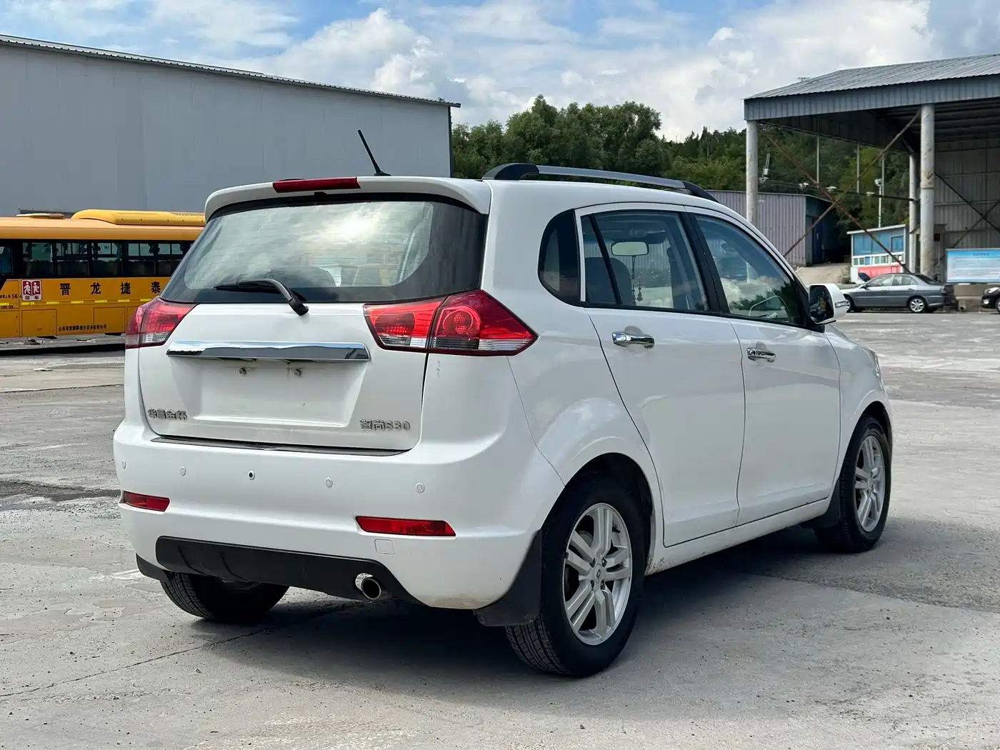 Jinbei Zhishang S30 2013 2013 Model 1.5L Manual Elite