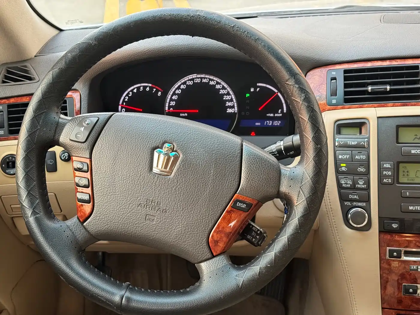 Toyota Crown 2005 Model 3.0L Royal Saloon фото 4