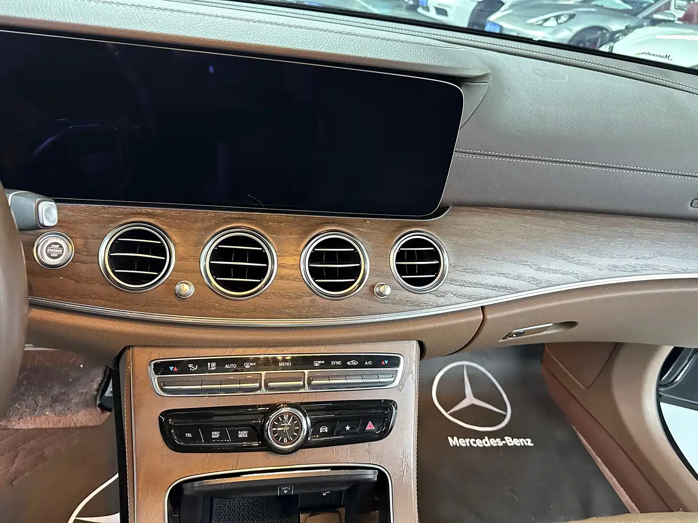 MERCEDES-BENZ E-CLASS