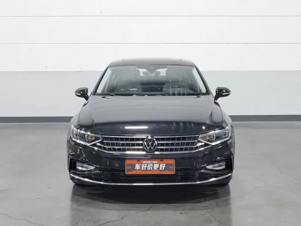 Фото 3 - Volkswagen Magotan
