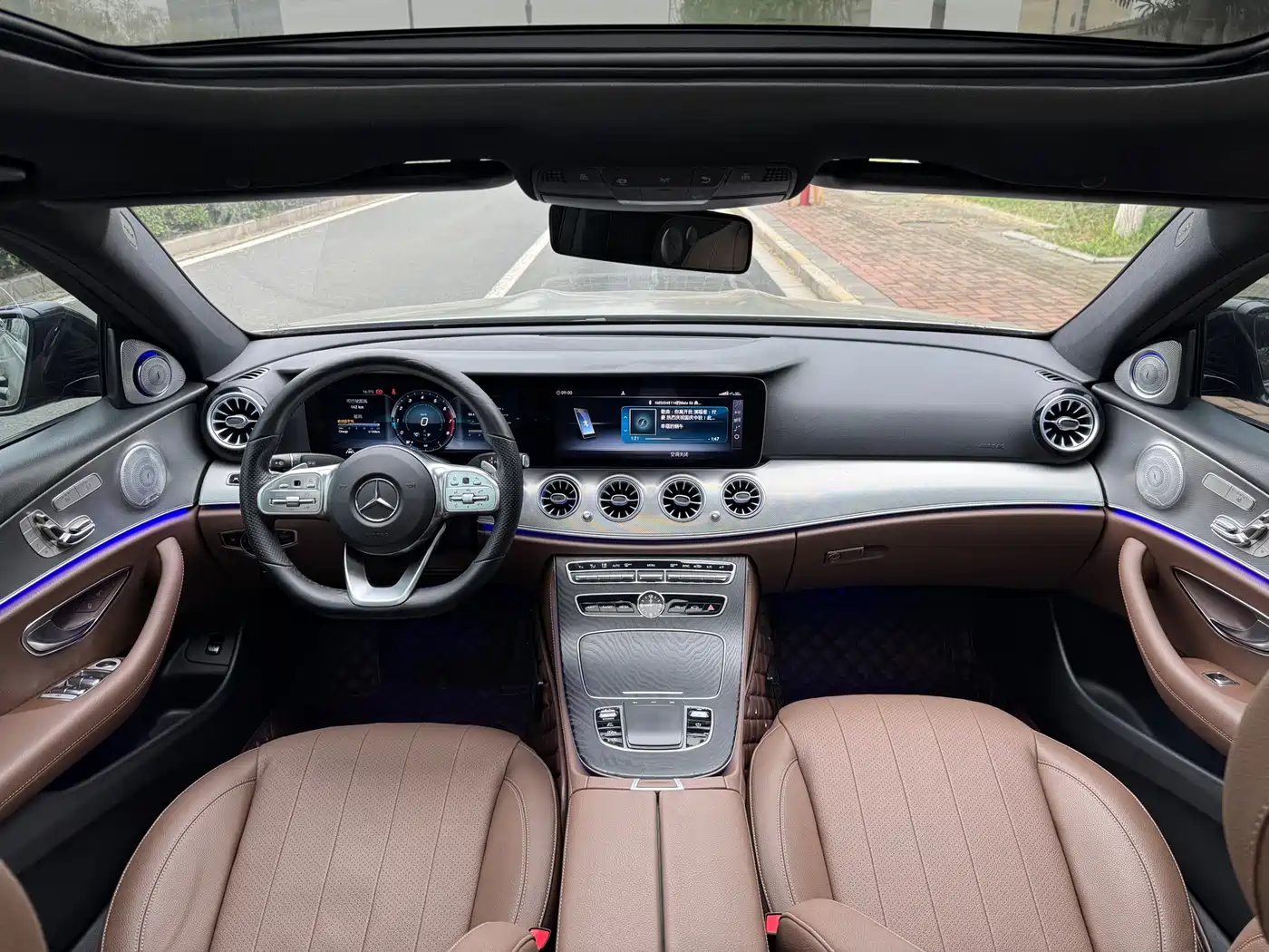 MERCEDES-BENZ E CLASS