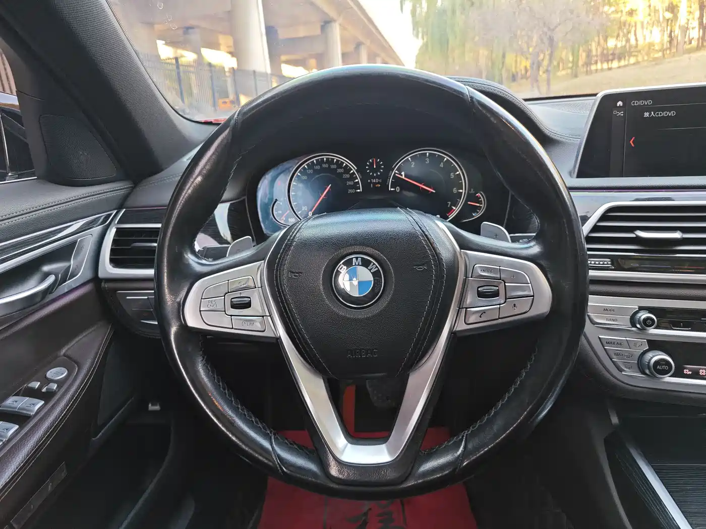 BMW 7 Series 2018 730Li Leading Type M Sport Package фото 9
