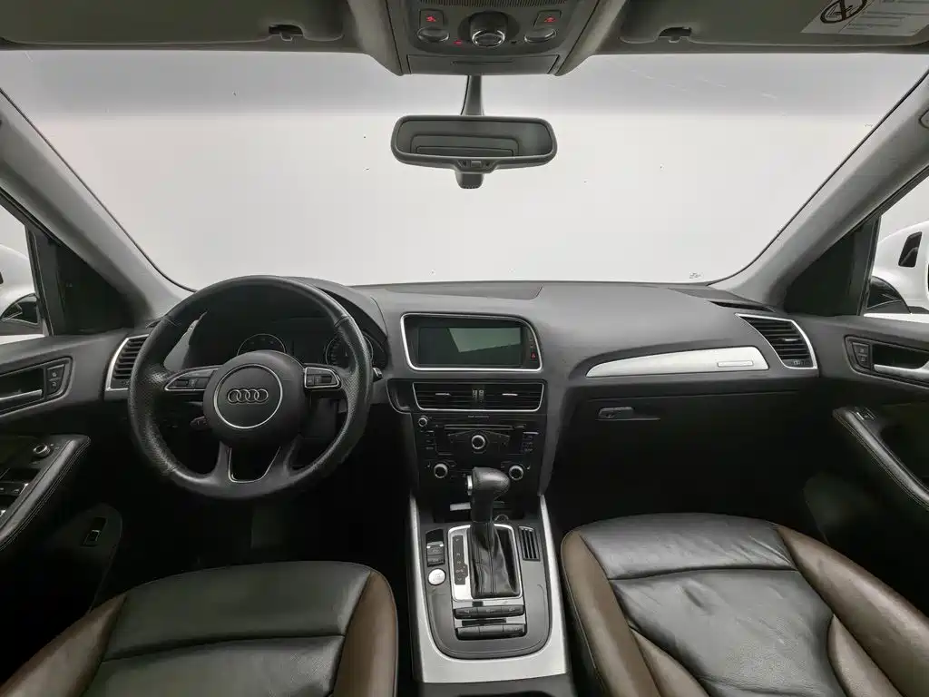 Audi Q5 2018 2017 Plus 40 TFSI Technology