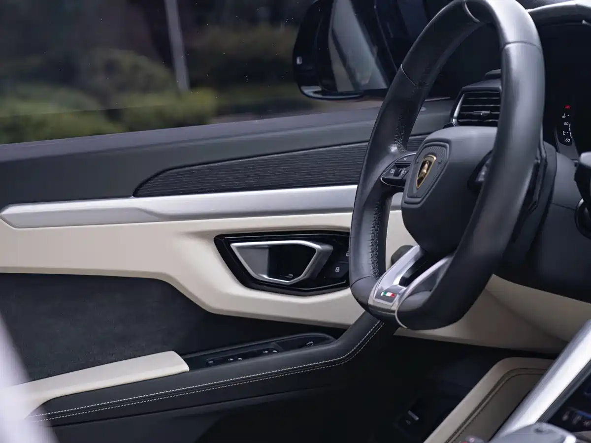 Lamborghini Urus 2019 2018 4.0T V8