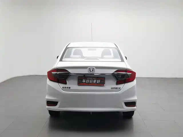 Honda Greiz 2016 1.5L CVT Classic Edition — фото 4