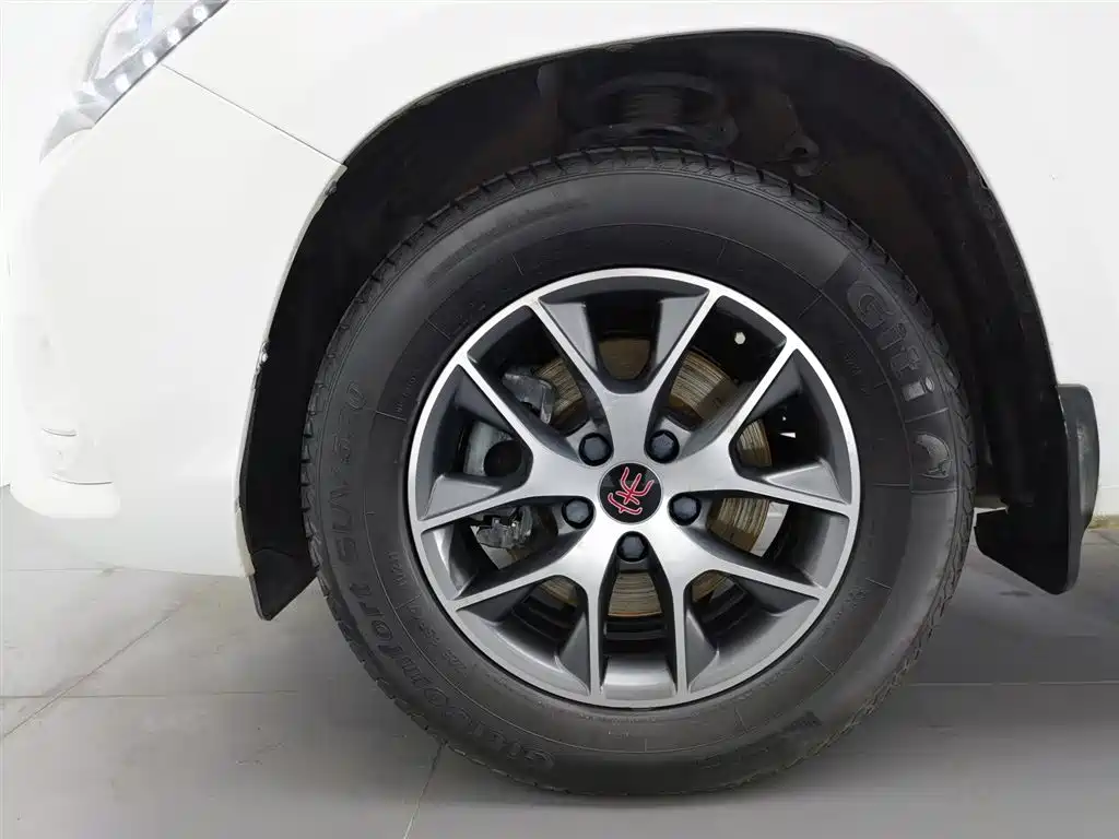 BYD Song 2016 Unrivaled Edition 1.5TI Manual Elite Edition фото 17