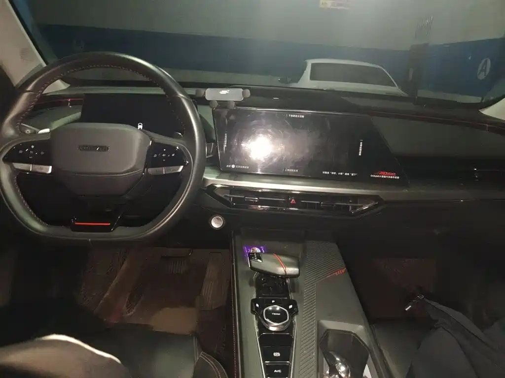 Changan Oshan Z6 2023 2022 Blue Whale 1.5T DCT Intelligent Premium